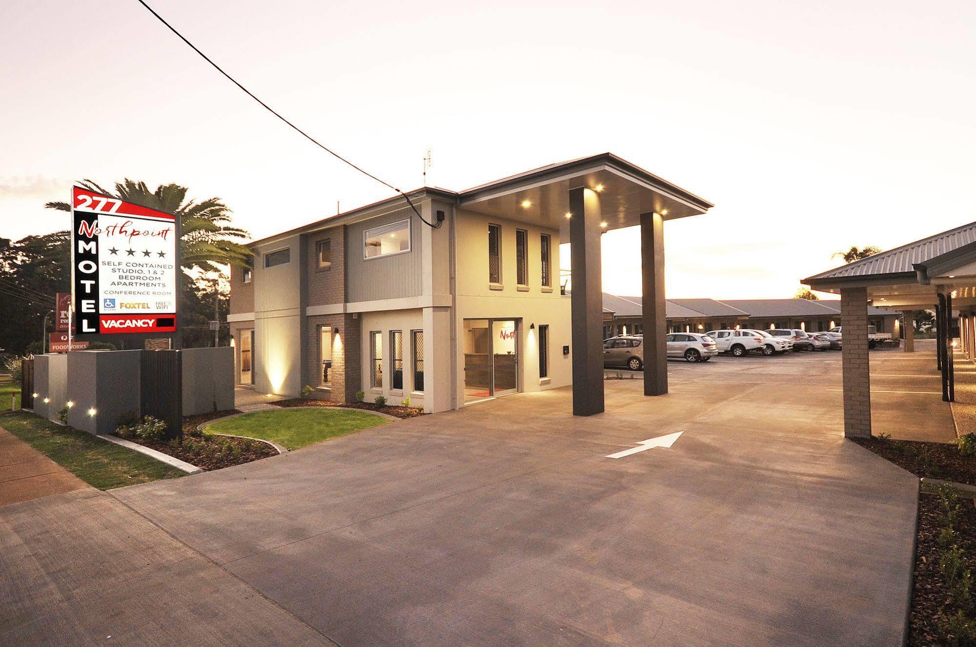 Northpoint Motel Apartments Туумба Екстериор снимка