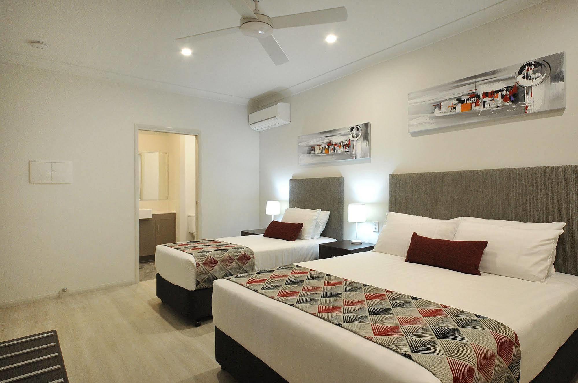 Northpoint Motel Apartments Туумба Екстериор снимка