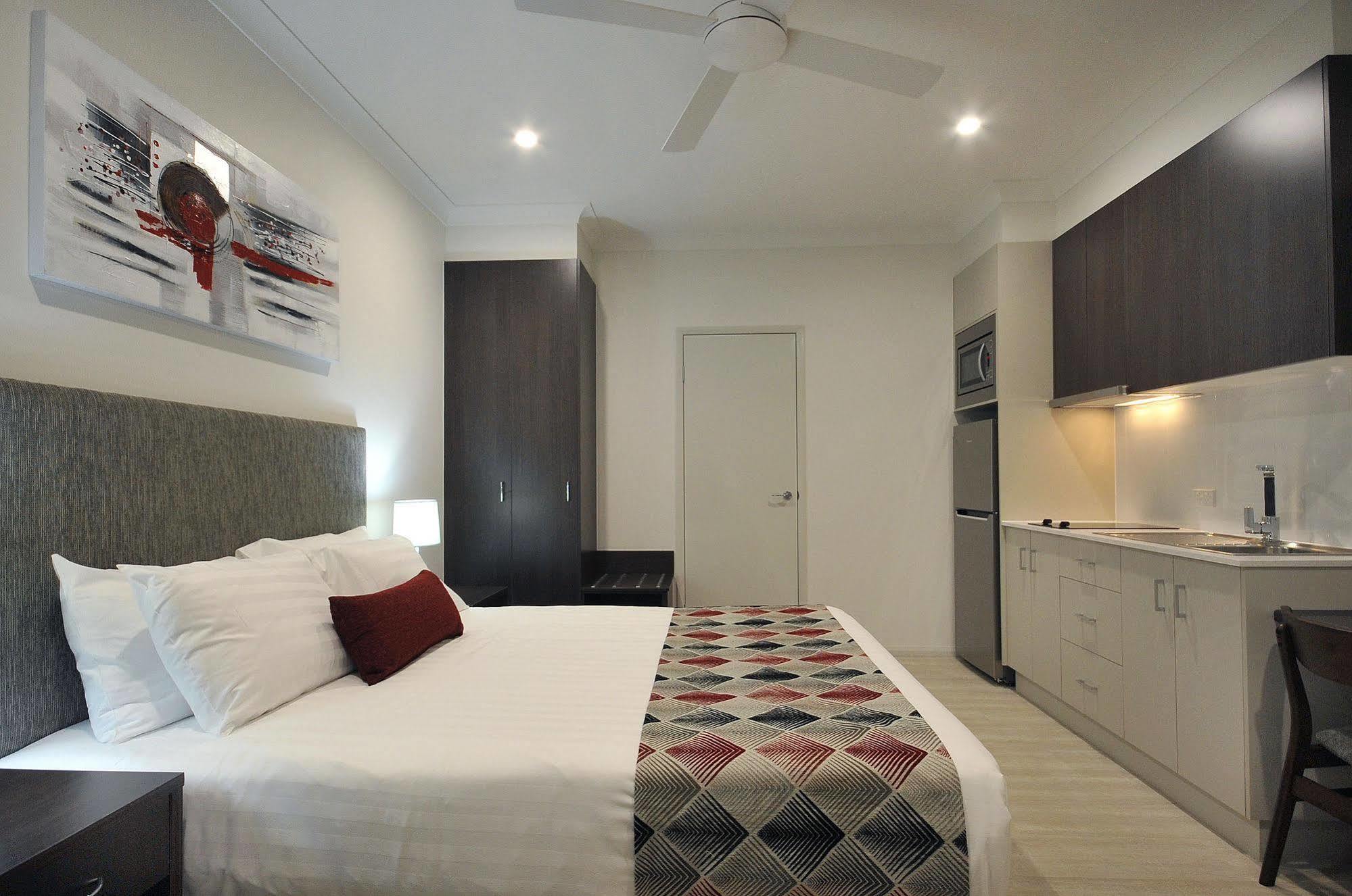Northpoint Motel Apartments Туумба Екстериор снимка